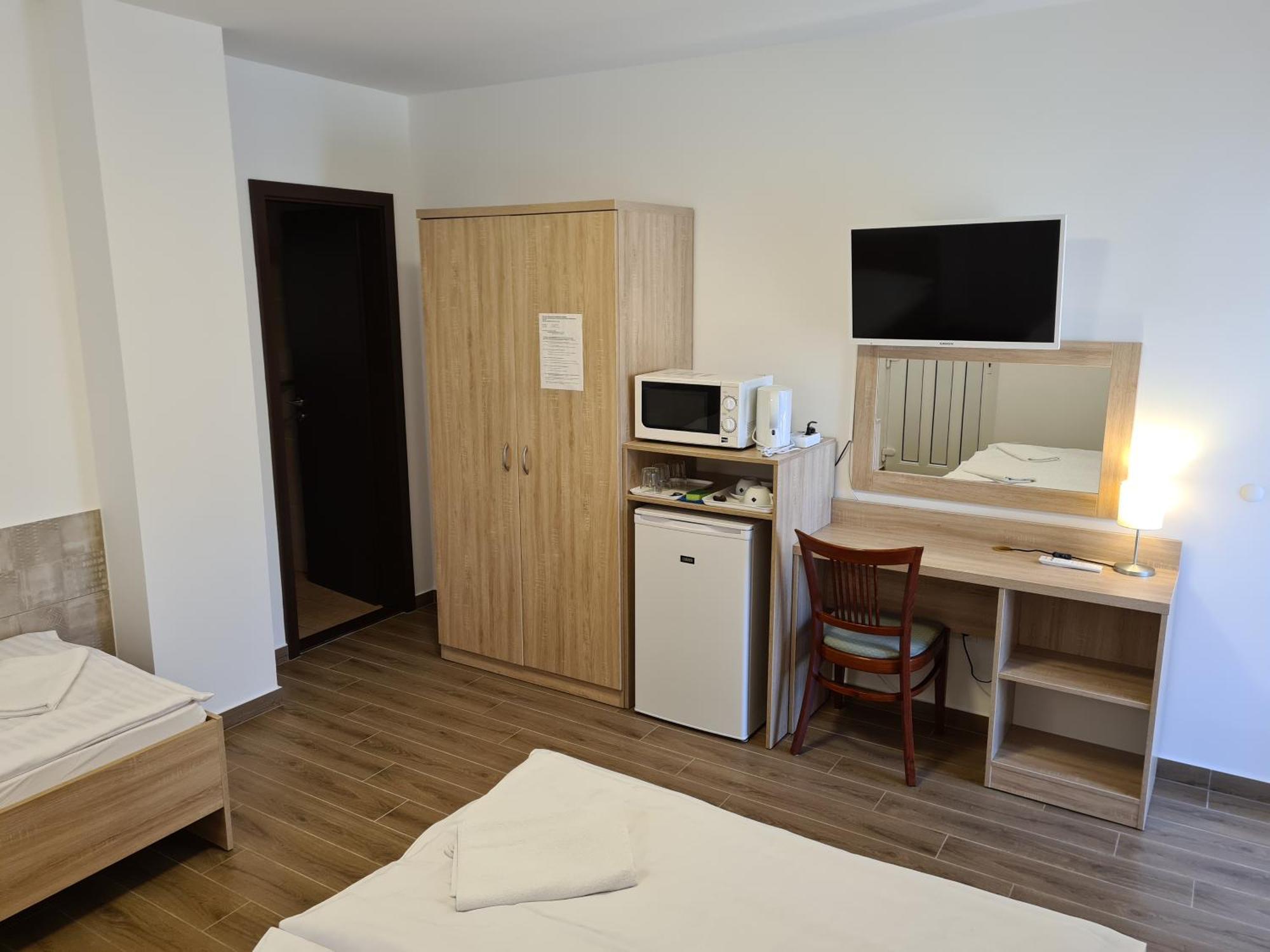 Tancsics Vendeghaz Hotel Siófok Kamer foto